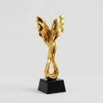 resin trophy - Resin Trophy - Black Crystal / Resin - close-up