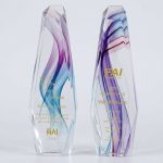 彫刻クリスタルトロフィー - カスタム彫刻クリスタルトロフィー - クリスタル - 彫刻 - クローズアップ